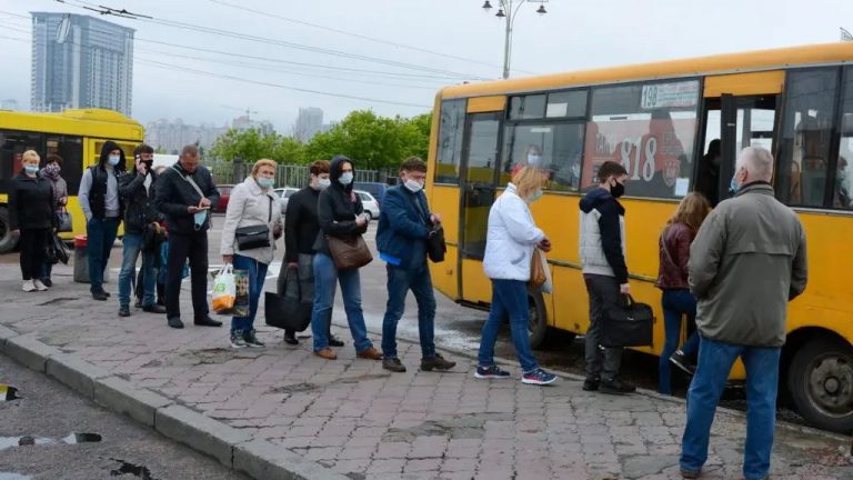В киевских маршрутках дорожает проезд: сколько заплатим и когда остановится транспортное сообщение? (пресс-конференция)