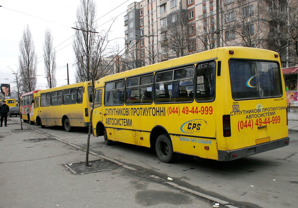 Подорожание проезда в маршрутках Киева ожидается в начале апреля – перевозчик