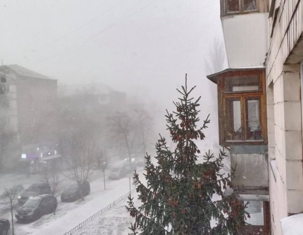 8 марта Киев оказался в плену снежной бури
