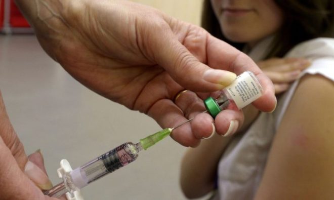 В Изюме на Харьковщине приостановили вакцинацию от коронавируса