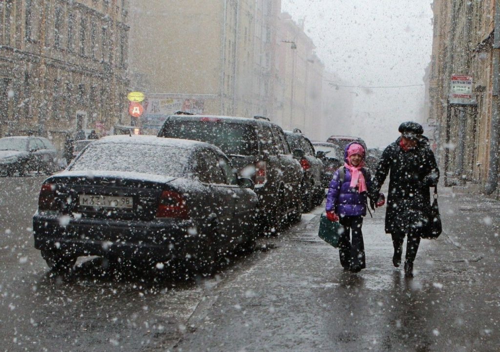 Погода на 25 марта: в Украине ожидается мокрый снег