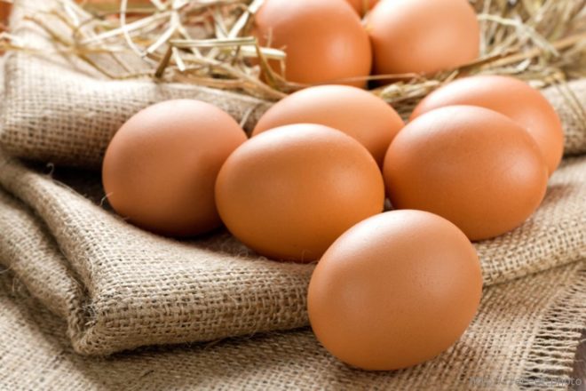 Минус 10 гривен: в Украине подешевели куриные яйца