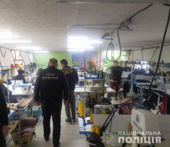 Одесская полиция накрыла подпольные цеха с иностранцами