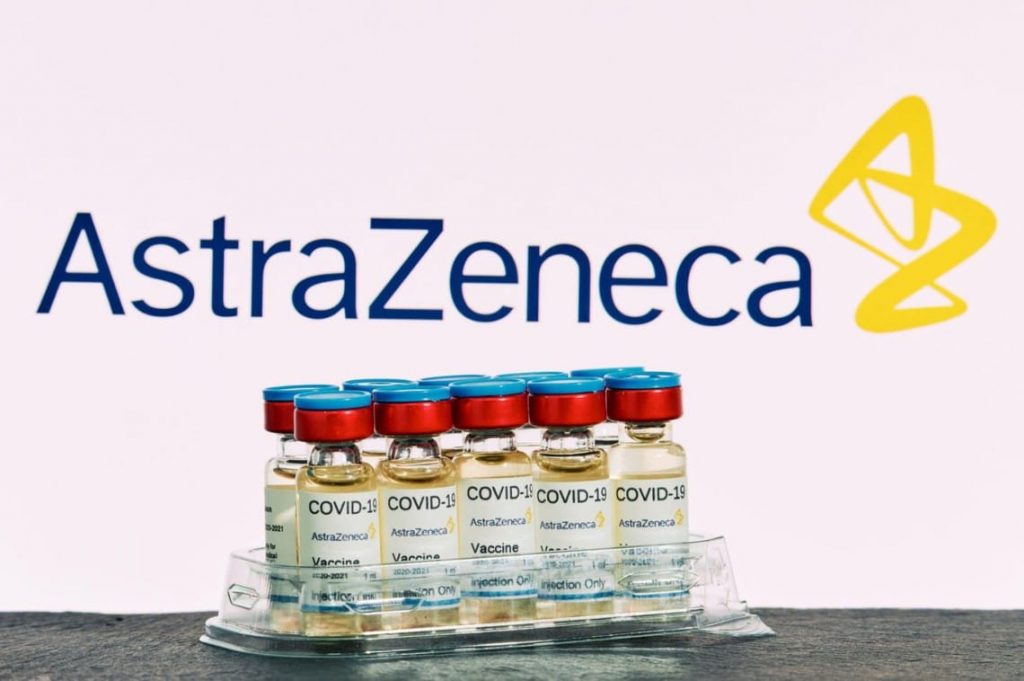 В Германии рекомендовали не прививаться второй раз AstraZeneca людям до 60 лет