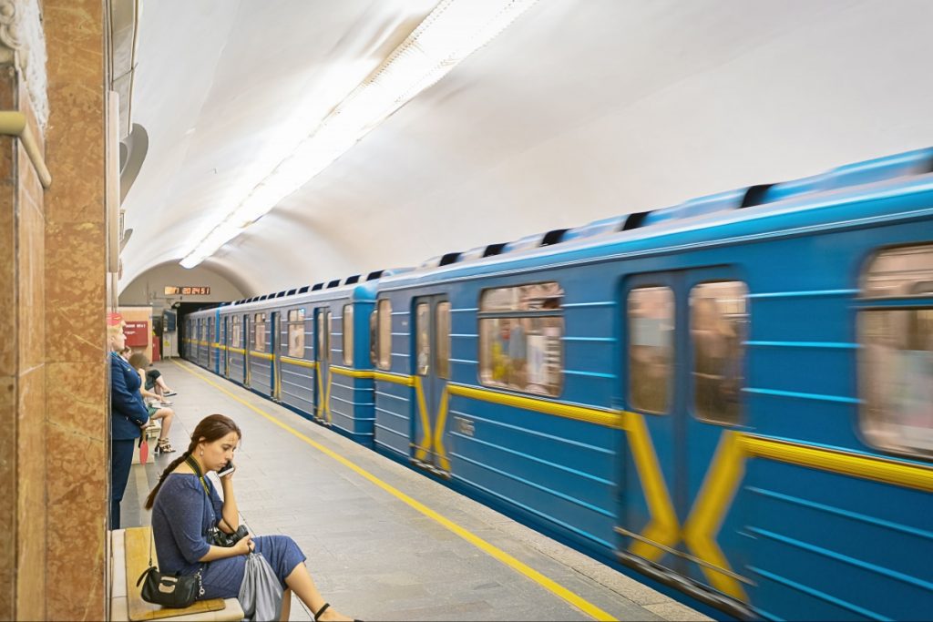 Как будет работать столичное метро с 5 апреля: спецпропуска и ограничения