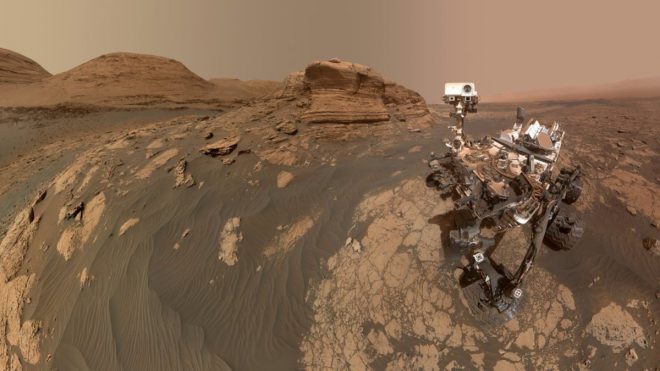 Марсоход Curiosity прислал NASA свое новое селфи
