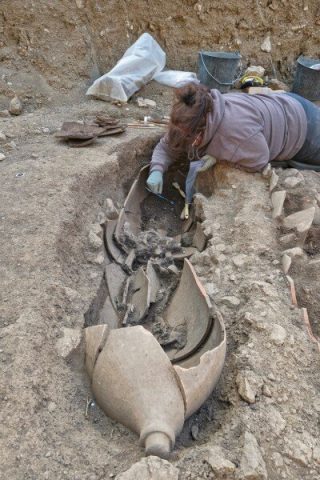 На Корсике нашли тысячелетний «город мертвых»