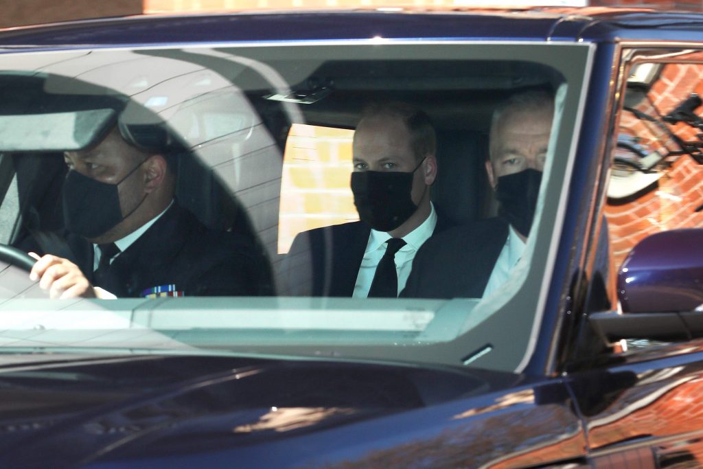 Уильям, Кейт Миддлтон и Чарльз прибыли на похороны принца Филиппа