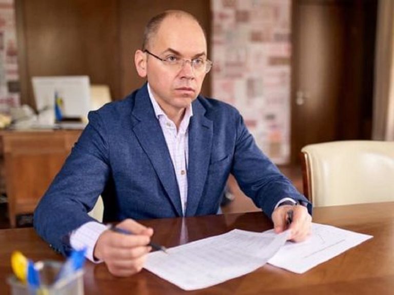 Экс-главу Минздрава Степанова заочно арестовали: подозревается в махинации с паспортами