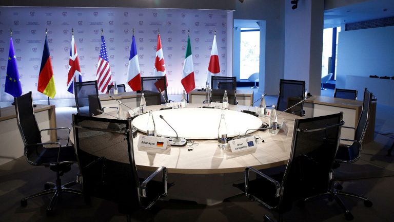 А. Якубин: саммит G7 доживает свои последние годы