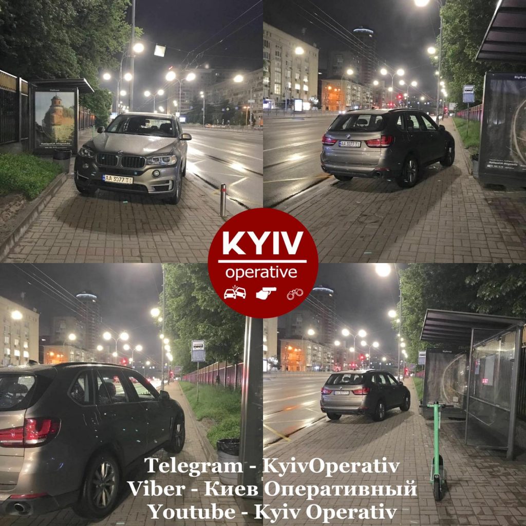 На Печерске в Киеве «герой парковки» оставил авто прямо на остановке