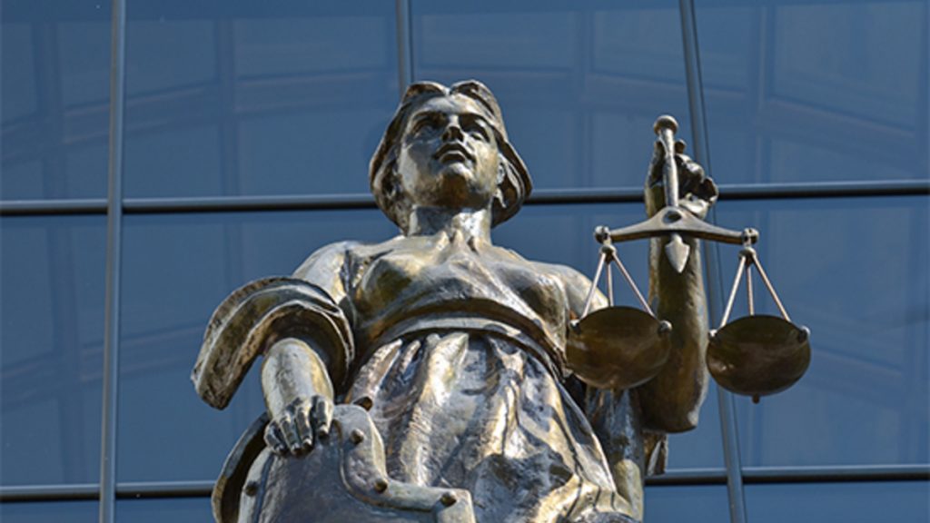 Власти поторопились с введением системы электронного правосудия в Украине &#8212; юрист