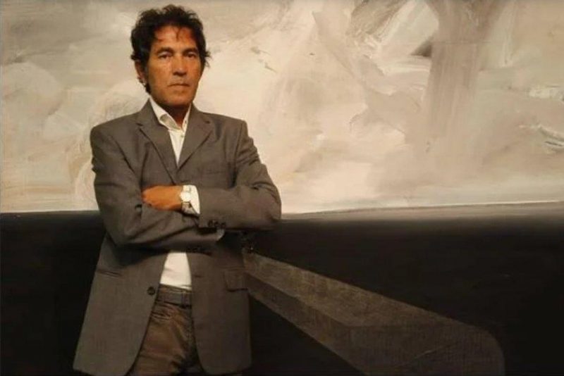 Итальянский художник продал невидимую скульптуру за 15 тысяч евро (ФОТО, ВИДЕО)