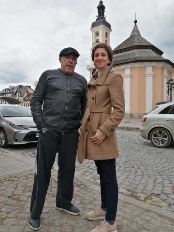 Макаревич с молодой женой гуляли по Львову
