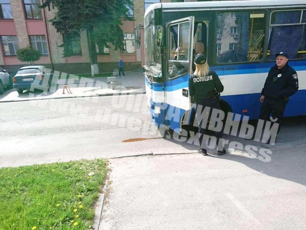 В Днепре на Гагарина автобус сбил пешехода