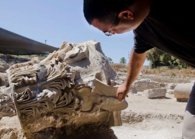 Археологи нашли в Израиле базилику времен царя Ирода