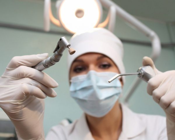 Полиция сообщила о подозрении врачу-стоматологу: грабил и хотел убить (ВИДЕО)