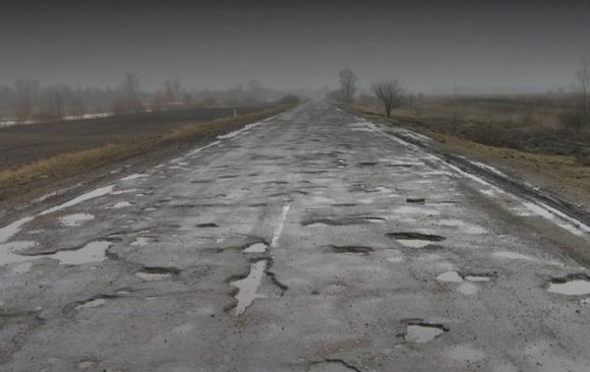 Эксперт назвал главную причину плохого состояния украинских дорог