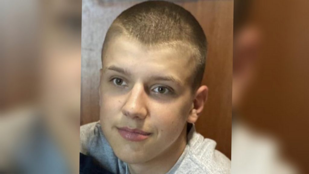 На Днепропетровщине разыскивают 15-летнего юношу (ФОТО)