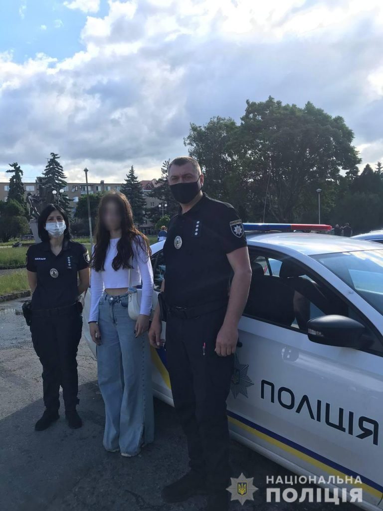 На Закарпатье полиция разыскала пропавшую 15-летнюю школьницу