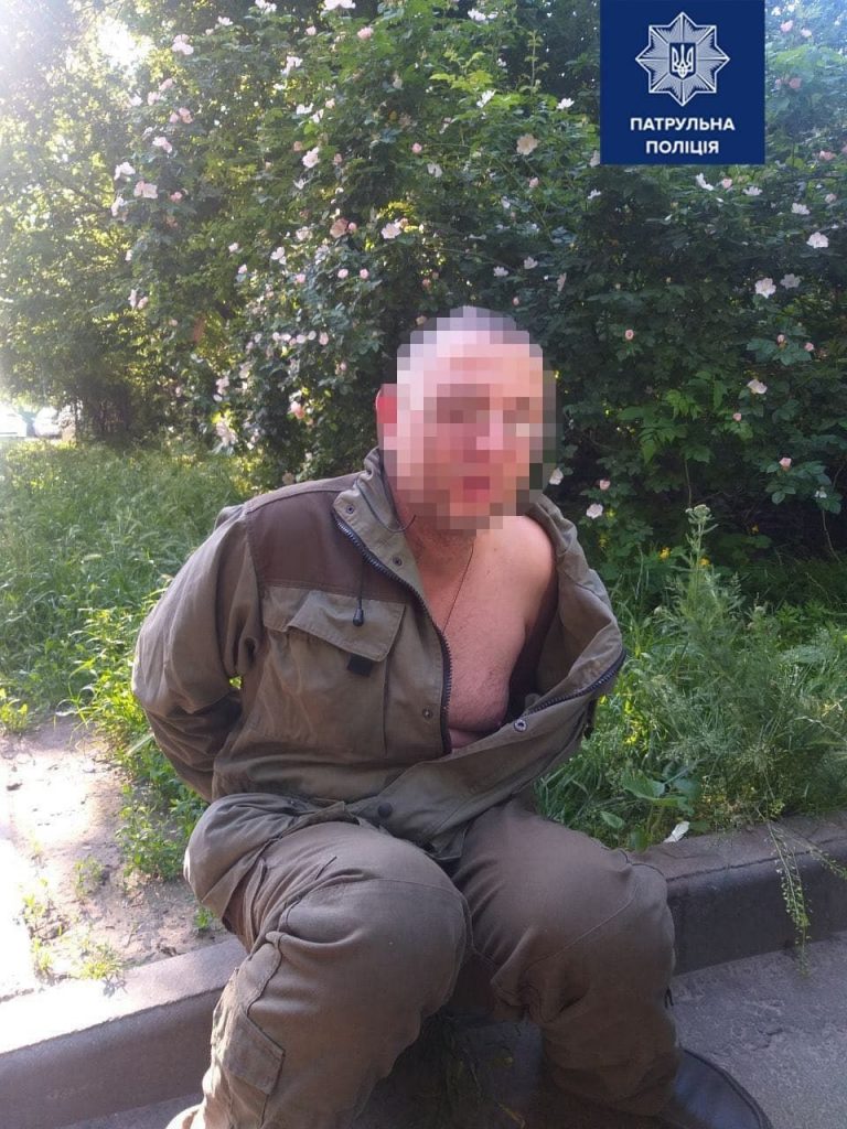 Одессит вызвал полицию из-за угроз жены и показал копам гранаты (ФОТО)