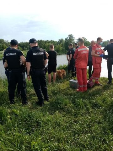 Трагедия на Киевщине: девочка утонула при попытке спасти подругу