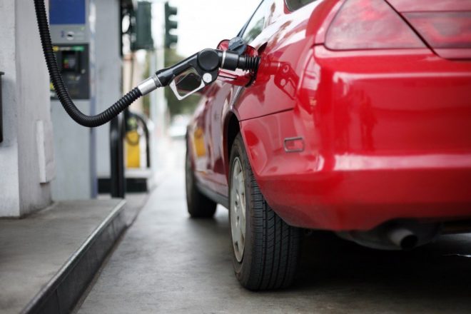 Цены на украинских АЗС за выходные обновились: крупные сети подняли стоимость бензина и дизтоплива