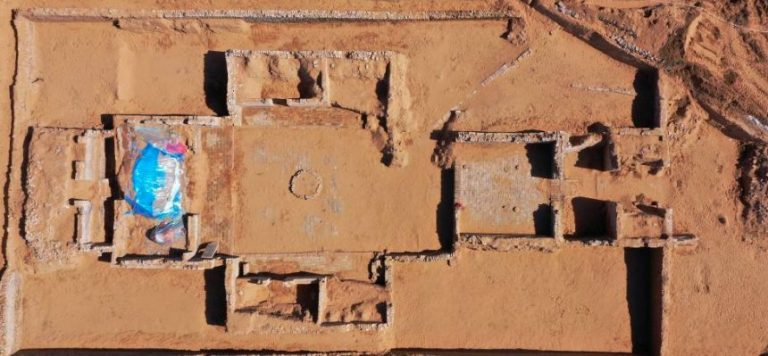Археологи обнаружили загадочный элемент Великой Китайской стены (ФОТО, ВИДЕО)