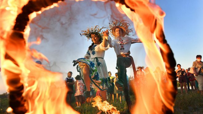 Праздник огня и воды: традиции, суеверия и запреты на Ивана Купалу