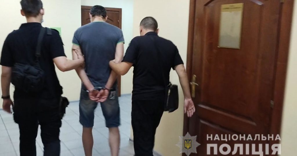В Одессе продавцу смартфона устроили пытки в квартире (ФОТО)