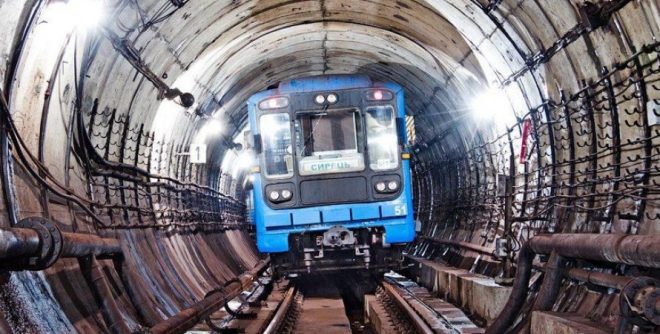В киевском метро диктор странно кашлял во время объявления (ВИДЕО)
