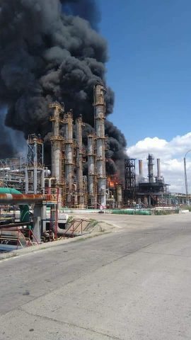 На румынском нефтезаводе &#8212; взрыв: 5 пострадавших (ФОТО, ВИДЕО)