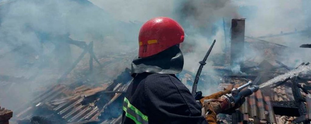 В Одесской области &#8212; пожар мясокомбинате: горела кровля (ФОТО)
