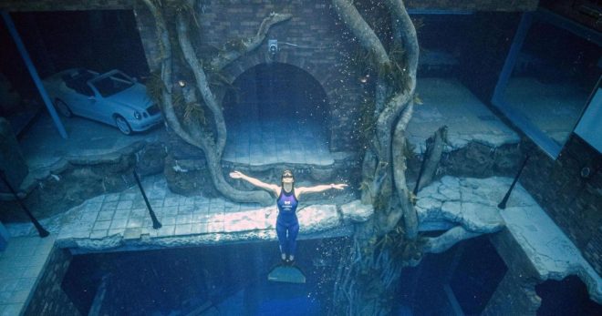 В Дубае открыли бассейн для дайвинга глубиной в 140 метров (ФОТО, ВИДЕО)