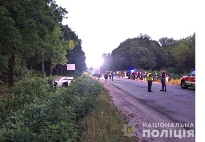 Авария с автобусом в Ровенской области: полиция назвала причину (ФОТО)