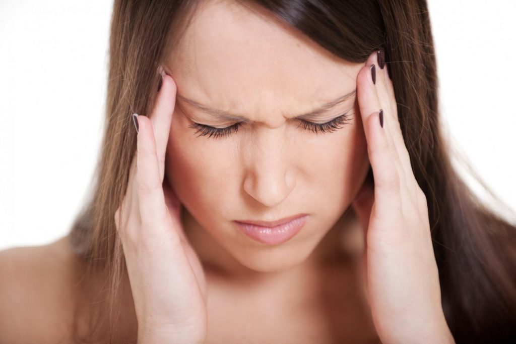 Ученые рассказали, как откорректировать рацион чтобы избавиться от мигрени
