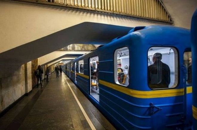 Киевский метрополитен временно закроет три станции