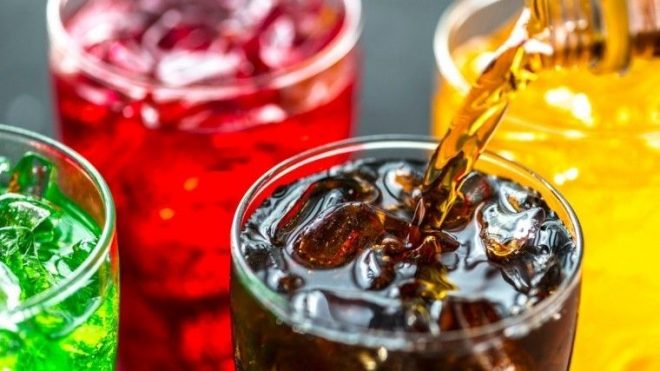 Врач: Три сладких напитка увеличивают риск развития рака в два раза