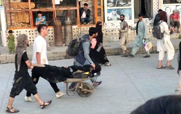 Число жертв от взрывов в Кабуле возросло до 170
