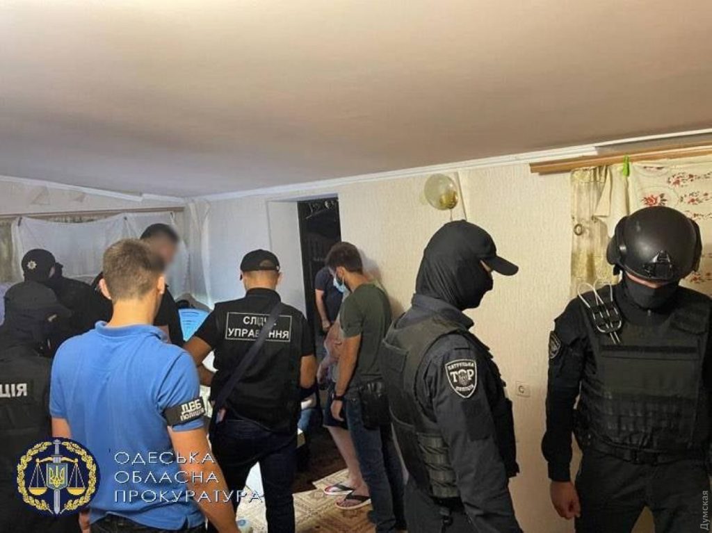 В Одесской области преступники проникли в дом главы ОТГ (ФОТО)