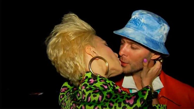 Оля Полякова и Макс Барских впечатлили публику жарким поцелуем (ФОТО)