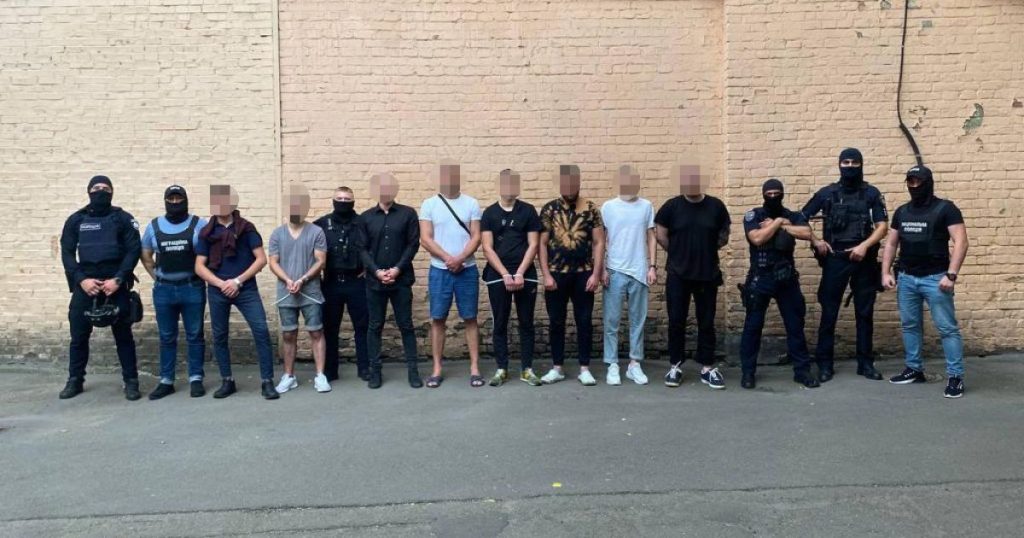 В Киеве задержали банду, нападающую на иностранцев (ФОТО)