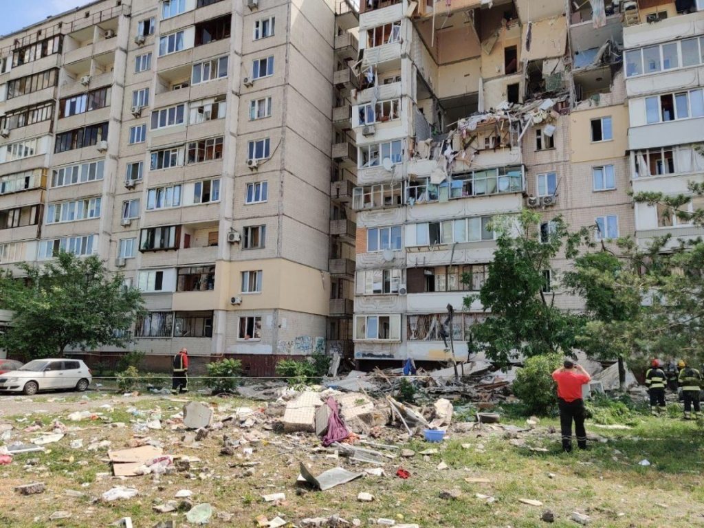 Взрыв в доме на Позняках: названа причина трагедии