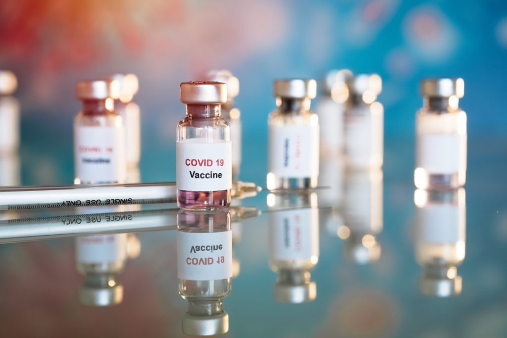 В итальянские учебные заведения никого не пустят без прививки от COVID