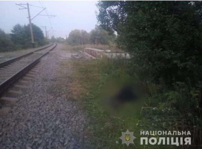В Харьковской области поезд насмерть сбил подростка на велосипеде (ФОТО)