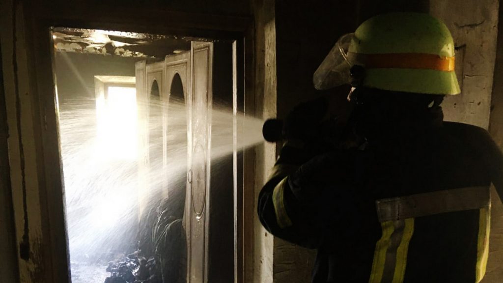 На Днепропетровщине в сгоревшем доме обнаружили труп (ФОТО)