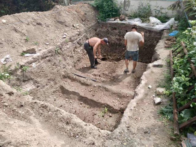 Под Киевом археологи обнаружили  кладбище и храм времен Киевской Руси (ФОТО)