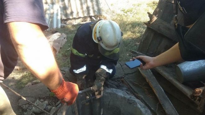 Пожилая жительница Днепропетровщины погибла в 8-метровом колодце (ФОТО)