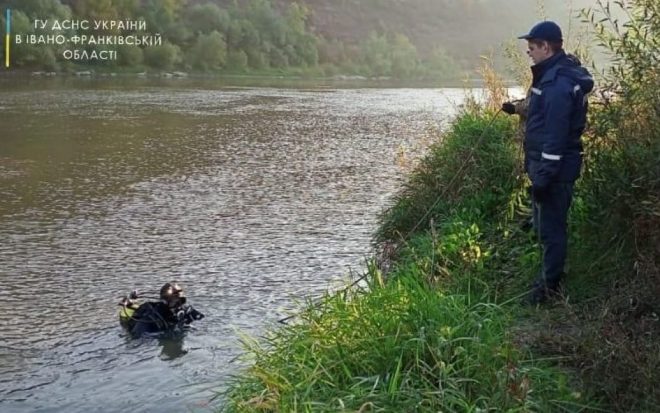 В Днестре водолазы нашли тело рыбака (ФОТО)