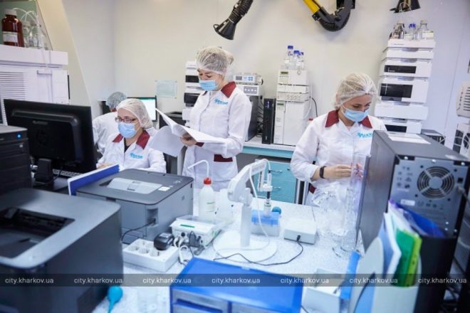 В Харькове планируют производить китайскую вакцину CoronaVac (ФОТО)